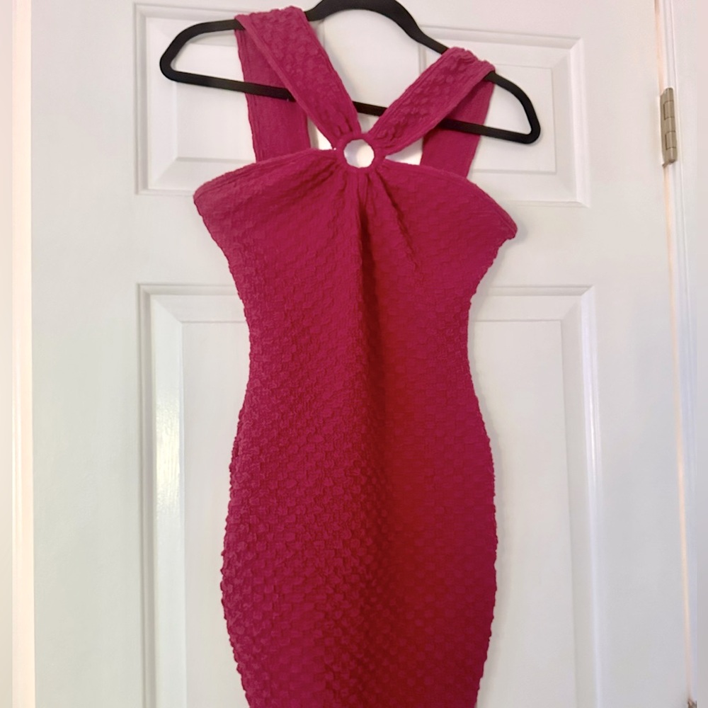 Cocktail style pink dress